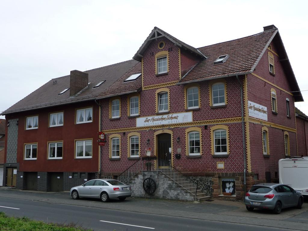 Hotel Zur Hessischen Schweiz à Doernhagen Extérieur photo